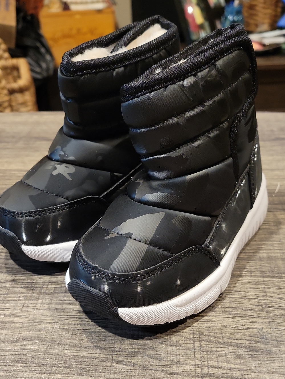 Kids Snow Boots,New W/ Out Tags,Black Camo,water Repel/ Nvr.Used/ Sz. 12.5